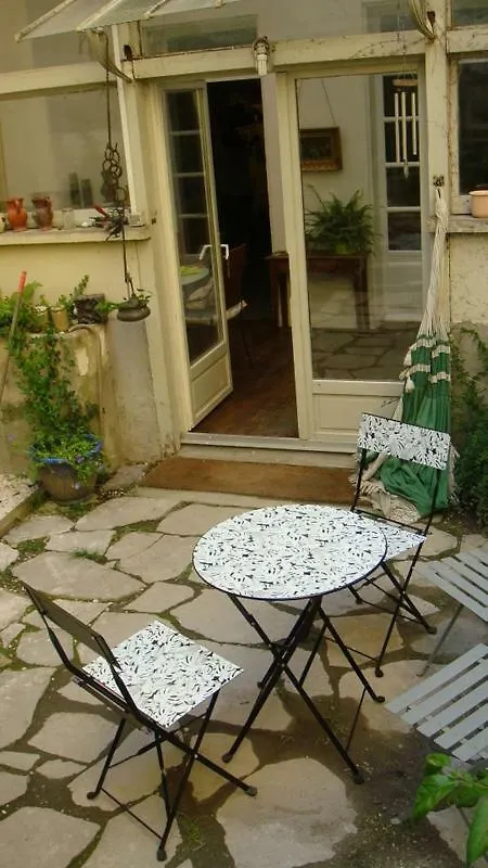 Holiday home Maison Et Jardin Sur La Quai De L'Isere Villa Grenoble